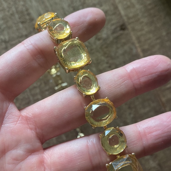 Necklace from banana republic - Picture 3 of 4